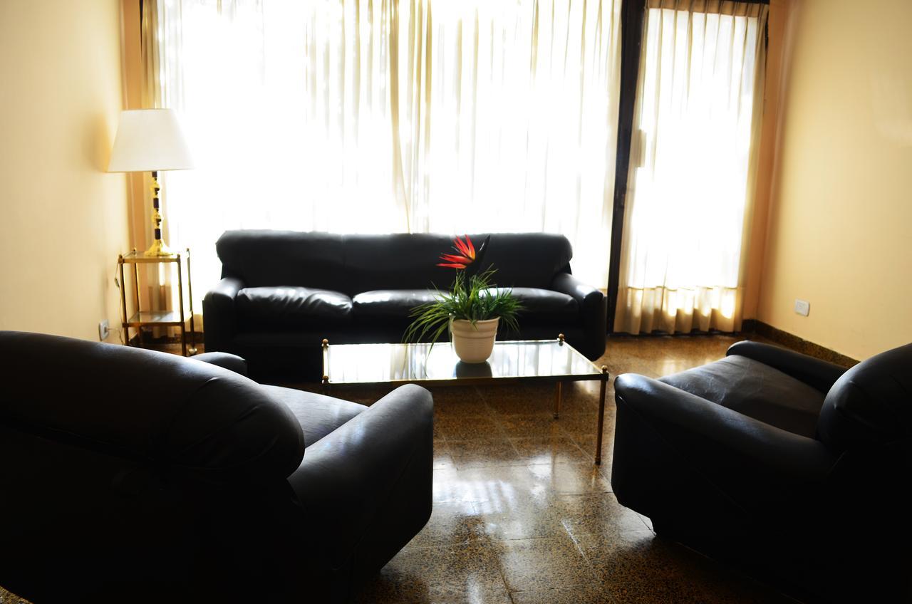 Hotel Huemul General Roca Kültér fotó