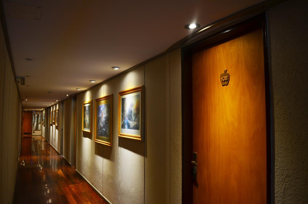 Hotel Huemul General Roca Kültér fotó