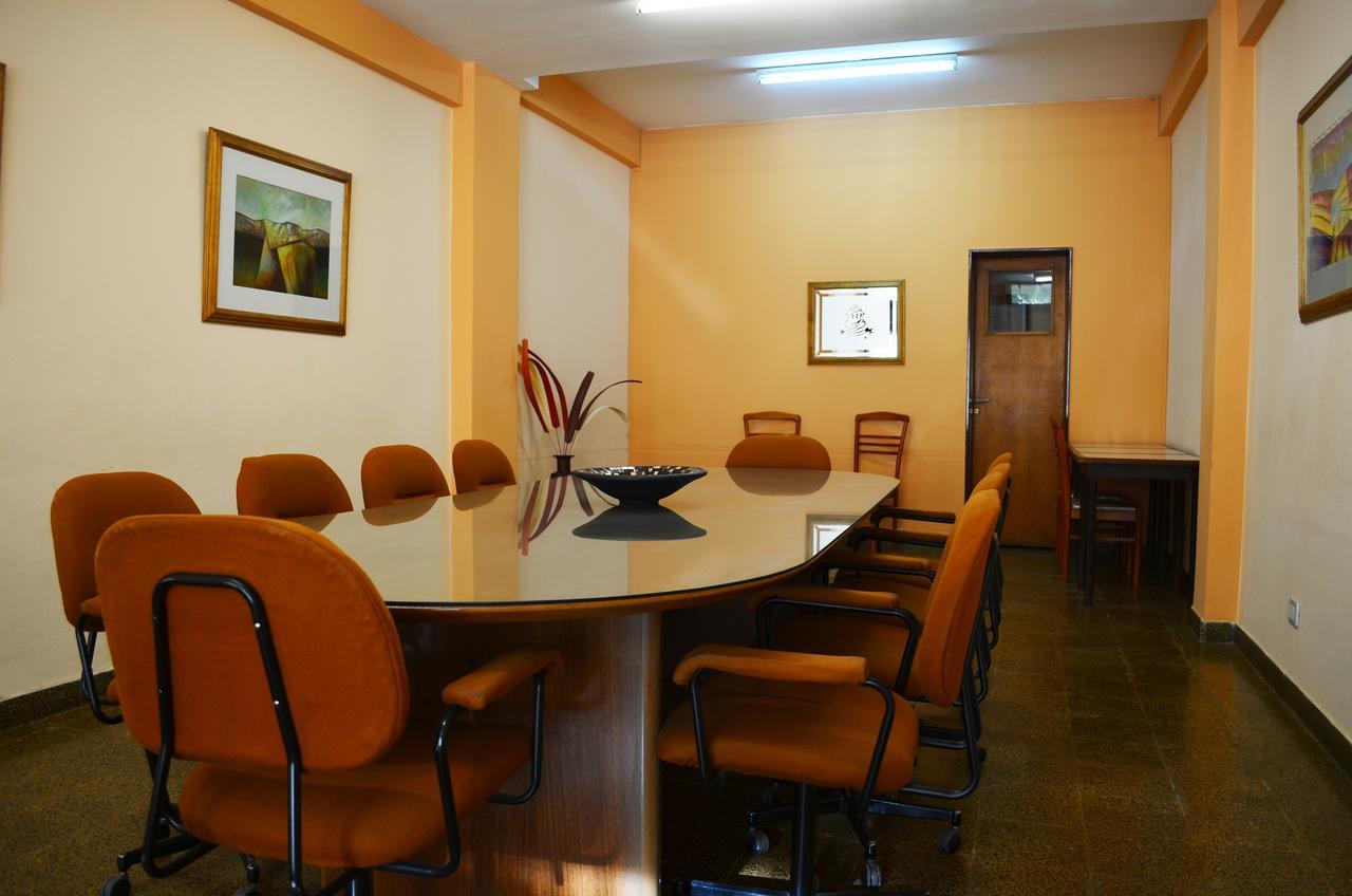 Hotel Huemul General Roca Kültér fotó