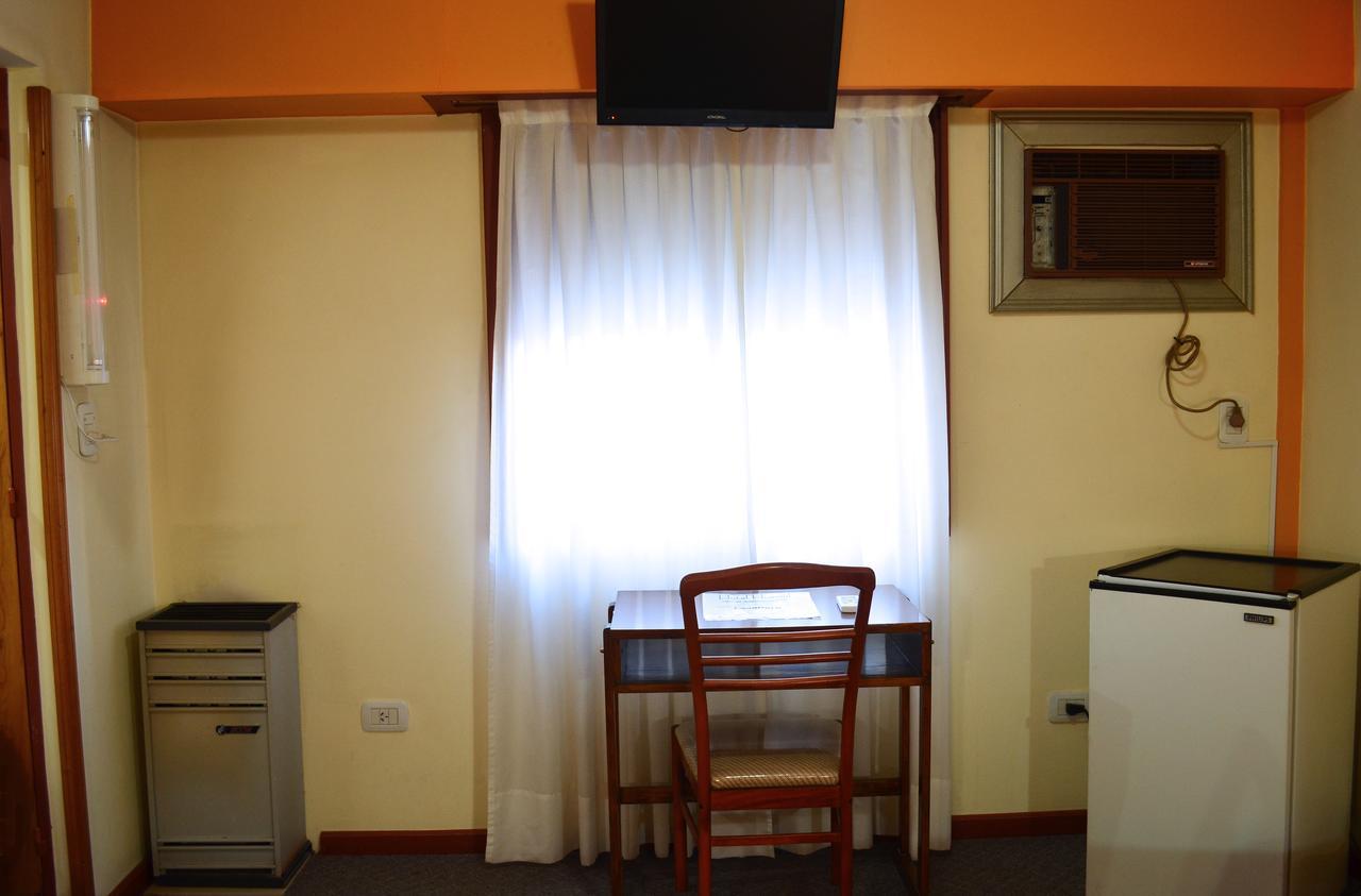 Hotel Huemul General Roca Kültér fotó